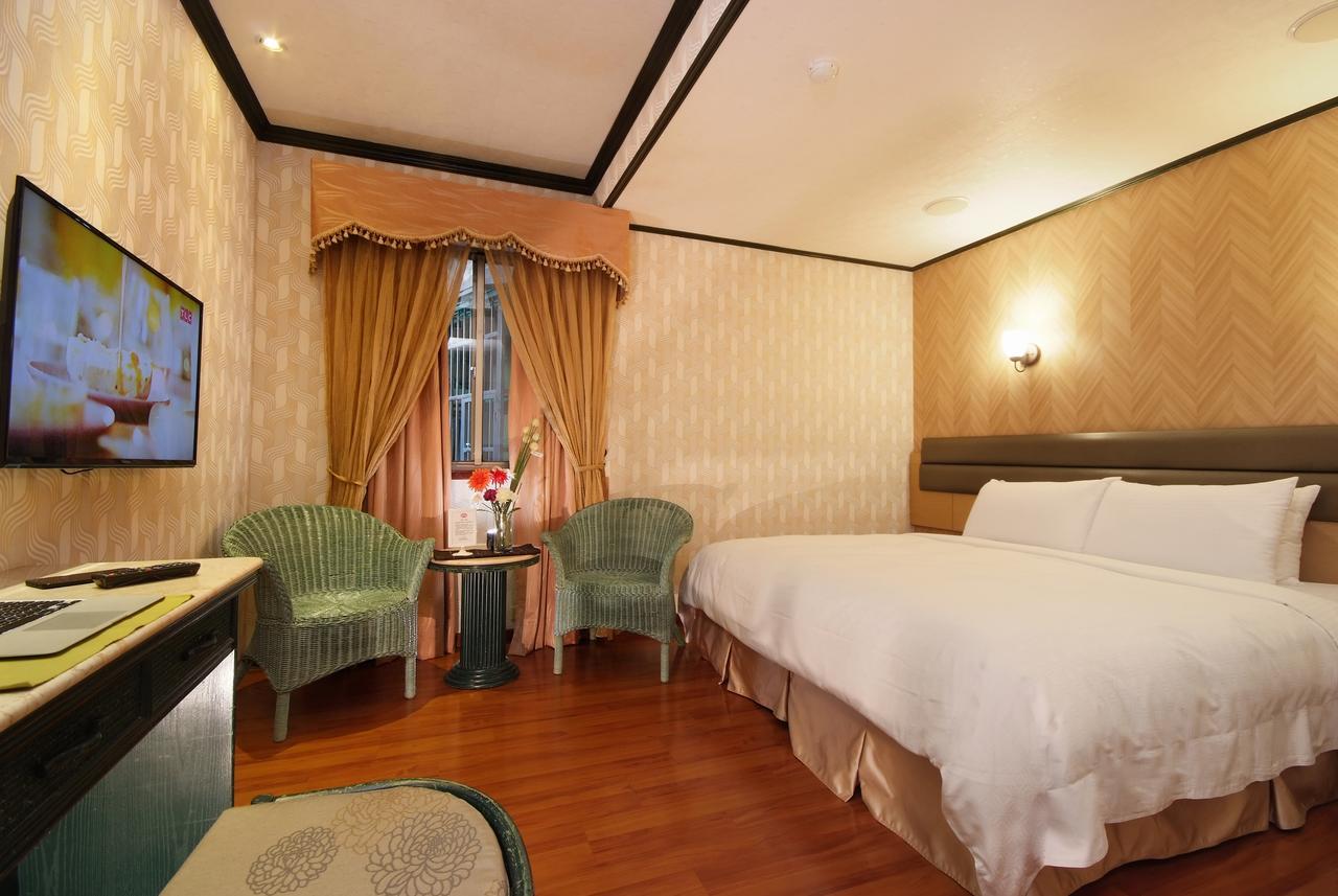 Pink Lotus Hotel Тайпей Екстериор снимка