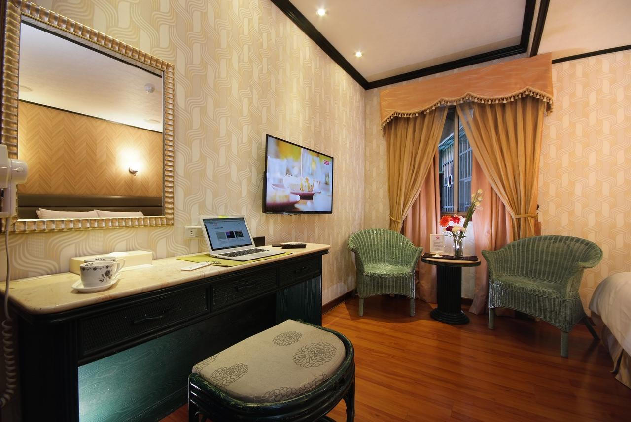 Pink Lotus Hotel Тайпей Екстериор снимка